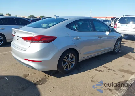 2017 Hyundai Elantra Se z USA, uszkodzony, nr VIN 5NPD84LFXHH091021
